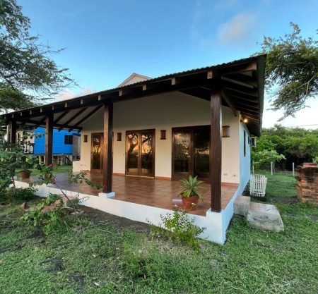 Casa Naranja (Entire home)