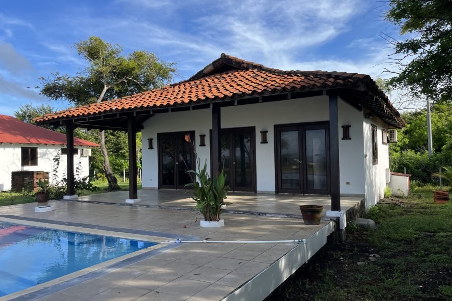 Casa Amarilla & Pool